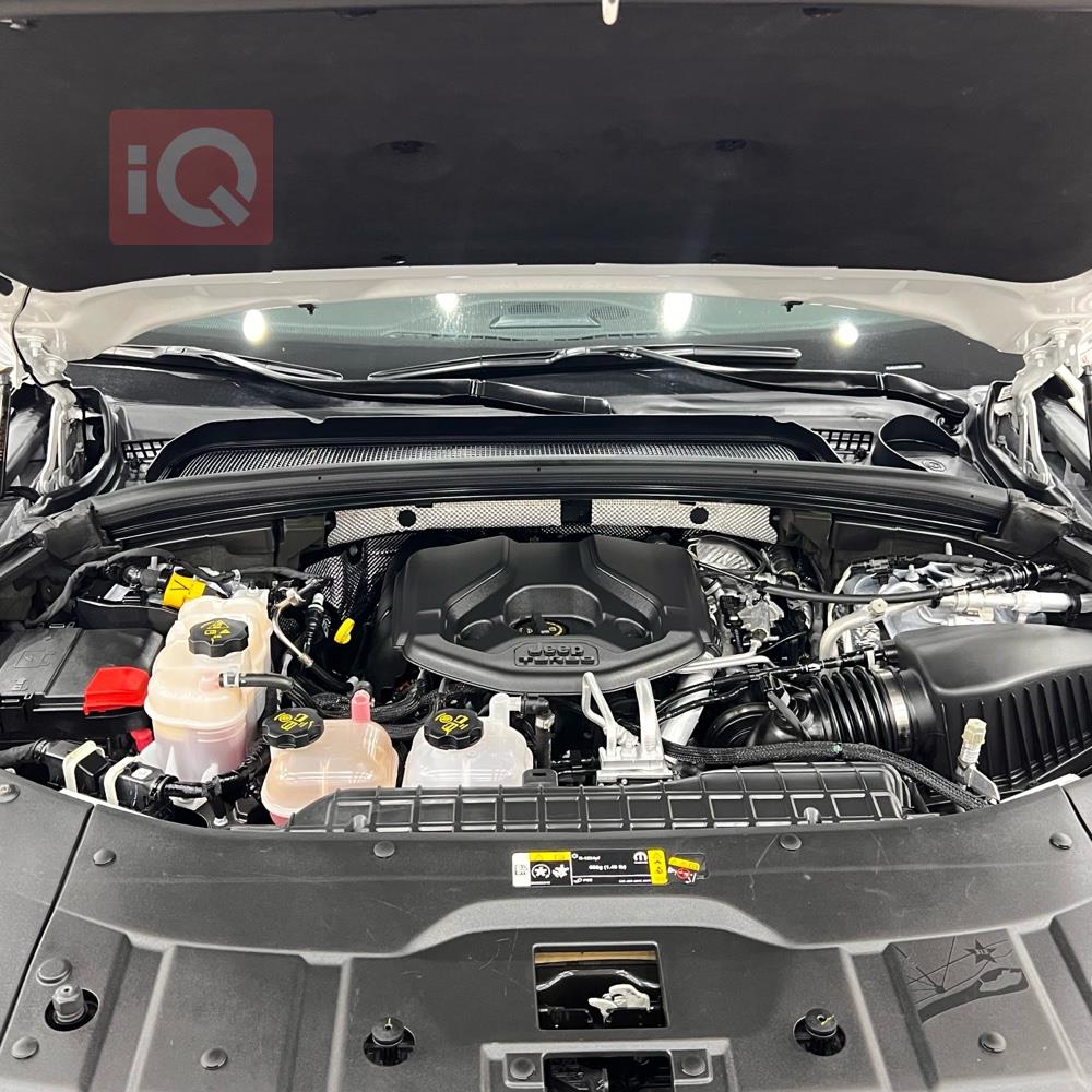 جيب جراند شيروكي